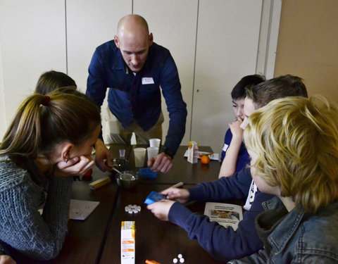 Kinderuniversiteit in Campus Schoonmeersen: 'Hoe maak je het? Met een ingenieur!'-61226