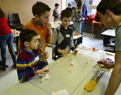 Kinderuniversiteit in Campus Schoonmeersen: 'Hoe maak je het? Met een ingenieur!'-61235