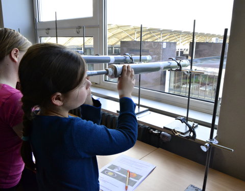 Kinderuniversiteit in Campus Schoonmeersen: 'Hoe maak je het? Met een ingenieur!'-61260