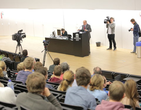 Gastcollege door minister van Justitie Koen Geens voor studenten 2de bachelor Rechten-61335