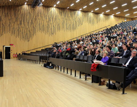 Gastcollege door minister van Justitie Koen Geens voor studenten 2de bachelor Rechten-61340