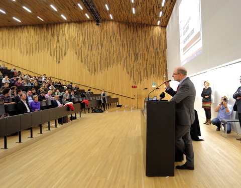 Gastcollege door minister van Justitie Koen Geens voor studenten 2de bachelor Rechten-61350