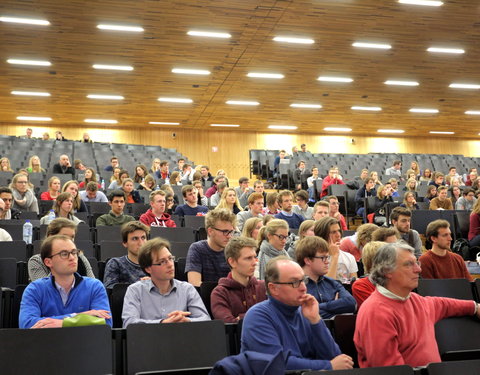 Gastcollege door minister van Justitie Koen Geens voor studenten 2de bachelor Rechten-61351