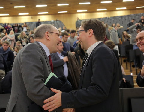 Gastcollege door minister van Justitie Koen Geens voor studenten 2de bachelor Rechten-61359