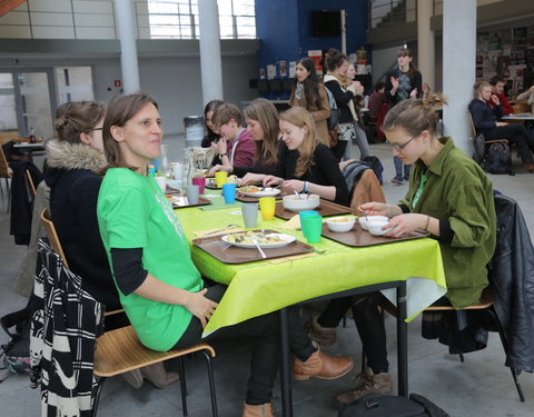 ‘Dagen Zonder Vlees’ met elke donderdag in studentenresto's een uitgebreid vegetarisch menu in een feestelijke omkadering -61406