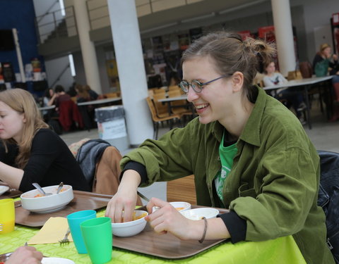 ‘Dagen Zonder Vlees’ met elke donderdag in studentenresto's een uitgebreid vegetarisch menu in een feestelijke omkadering -61408