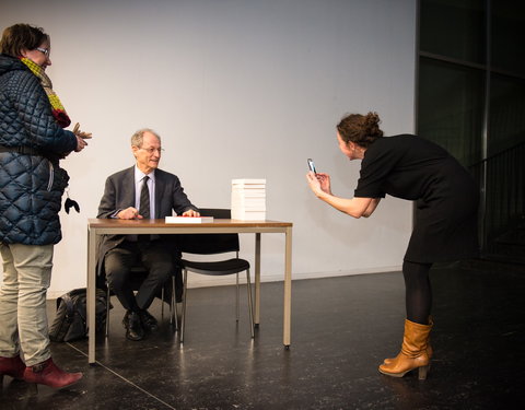 Lezing naar aanleiding van uitreiking eredoctoraat (faculteit Geneeskunde en Gezondheidswetenschappen)-62421