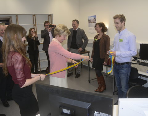 Inhuldiging Jeol JEM1400plus life science transmissie electronenmicroscoop in TEM-Core facility aan de Proeftuinstraat-63592