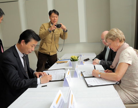 Ondertekening akkoord met Hebei University-64058