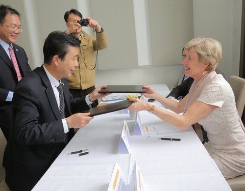 Ondertekening akkoord met Hebei University-64061