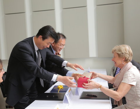 Ondertekening akkoord met Hebei University-64069