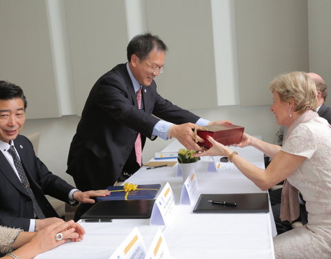 Ondertekening akkoord met Hebei University-64070