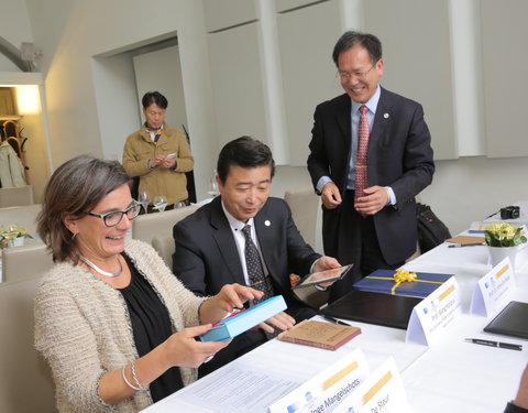 Ondertekening akkoord met Hebei University-64076