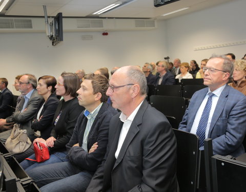 Opening nieuwe vleugel voor vakgroep Kleine Huisdieren in Merelbeke-64783