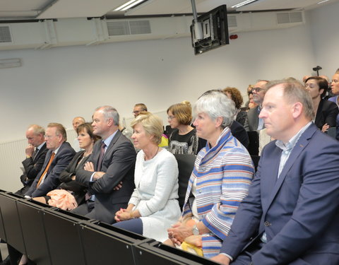 Opening nieuwe vleugel voor vakgroep Kleine Huisdieren in Merelbeke-64797