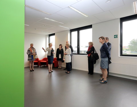 Opening nieuwe vleugel voor vakgroep Kleine Huisdieren in Merelbeke-64827