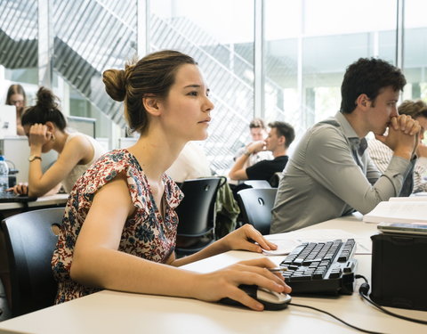 Sfeerbeelden faculteit Economie en Bedrijfskunde-66759