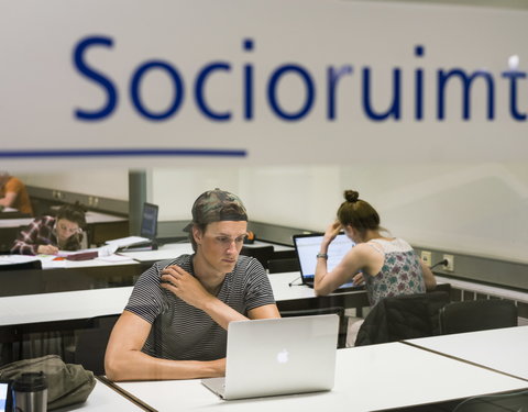 Sfeerbeelden faculteit Economie en Bedrijfskunde-66763