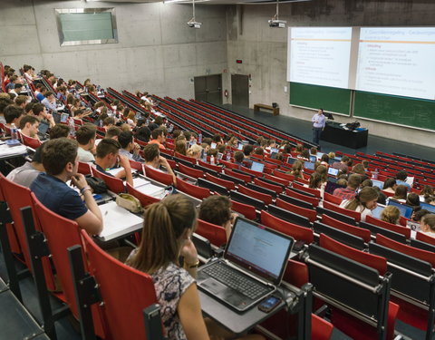 Sfeerbeelden faculteit Economie en Bedrijfskunde