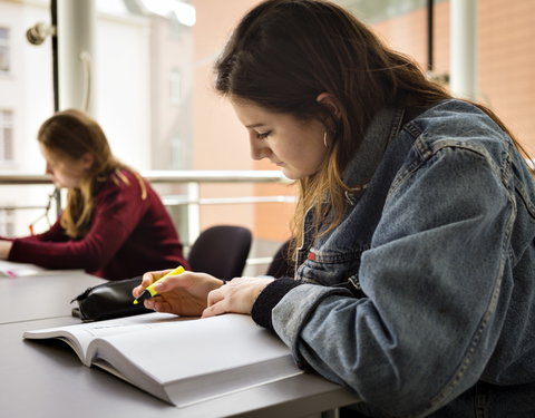 Faculteit Politieke en Sociale Wetenschappen-66970