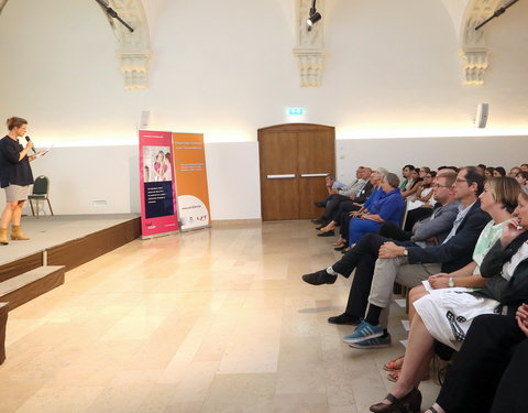 Slotevent 'Taalunie Zomercursus Nederlands - taal, cultuur en beroep'-67327