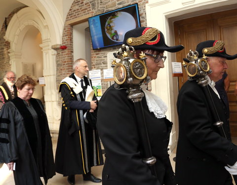 Uitreiking eredoctoraat-67712