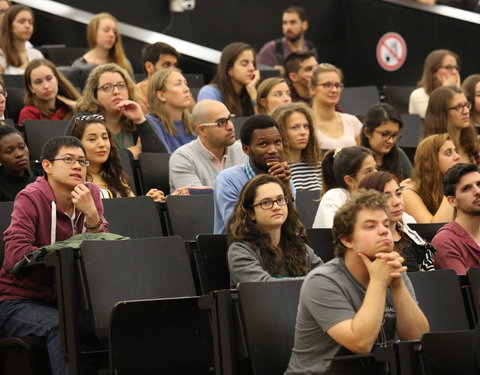 Ontvangst van internationale studenten tijdens Welcome Days 