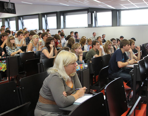 Openingscollege Interne Belgische Politiek en openingscollege Lokale Politiek met gastspreker Vlaams minister Geert Bourgeois-70