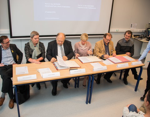 Ondertekening overeenkomst tussen UGent, UZ Gent en Arteveldehogeschool voor gebruik infrastructuur voor opleiding Mondzorg