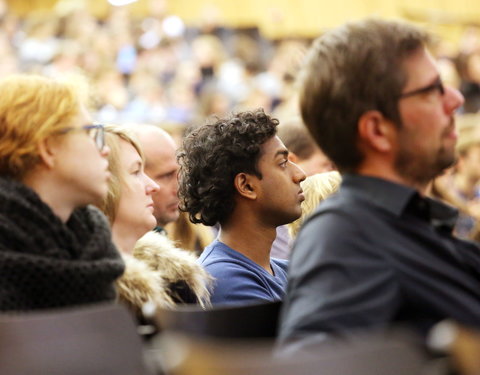 Gastcollege aan studenten Geneeskunde en Gezondheidswetenschappen door prof. Peter Piot