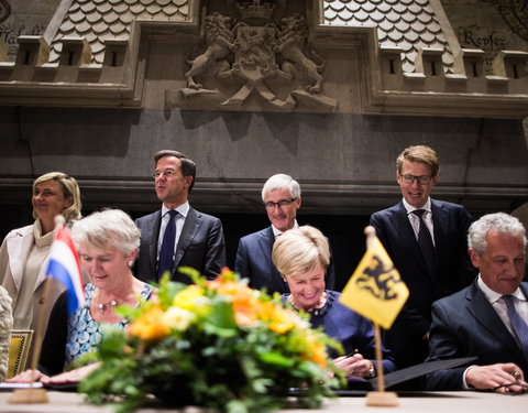 Vlaams-Nederlandse top met Geert Bourgeois (Vlaams minister-president) en Mark Rutte (minister-president van Nederland) in stadh