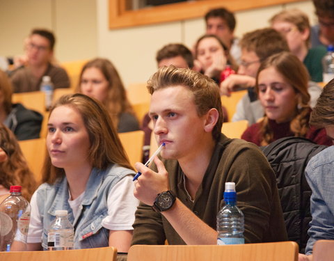 Open Lessen voor laatstejaarsscholieren