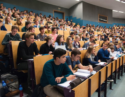 Open Lessen voor laatstejaarsscholieren