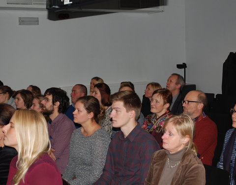 Uitreiking certificaten topstudenten Diergeneeskunde