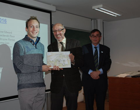 Uitreiking certificaten topstudenten Diergeneeskunde