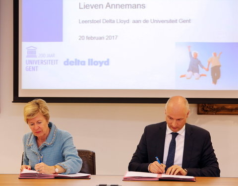 Ondertekening Delta Lloyd Life Leerstoel 'Perspectieven op een gezond en gelukkig leven’