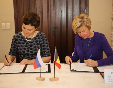 Ondertekening MoU met Higher school of Economics (Rusland)