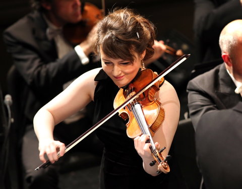 Dies Natalisconcert met première universitaire hymne