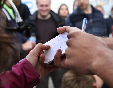 Rondje voor 200 jaar UGent tijdens 12urenloop 2017