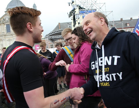 Rondje voor 200 jaar UGent tijdens 12urenloop 2017