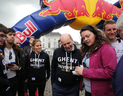 Rondje voor 200 jaar UGent tijdens 12urenloop 2017