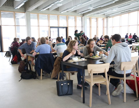 Sfeerbeelden resto Campus Merelbeke