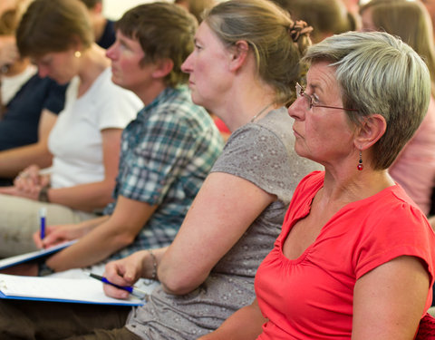 Persconferentie Europese Bedrijfssportspelen (22-26 juni 2011 in Hamburg), met voorstelling van de Vlaamse deelnemers-7932