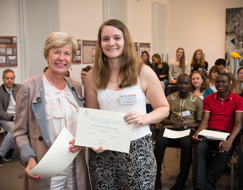 Overhandiging certificaten Summer School 'Health & Migration 2017'