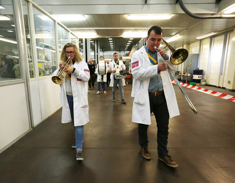 Muntslag van herdenkingsmunt voor 200 jaar UGent in de Koninklijke Munt van België (Brussel)