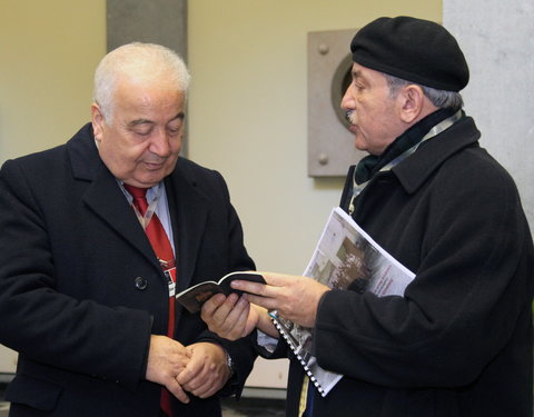 Plechtige ondertekening van 'The Ghent Charter in Defense of Iraqi Academia', openingsplechtigheid van het 'International semina