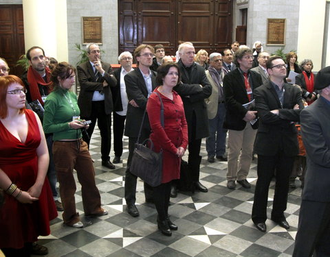 Plechtige ondertekening van 'The Ghent Charter in Defense of Iraqi Academia', openingsplechtigheid van het 'International semina