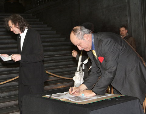 Plechtige ondertekening van 'The Ghent Charter in Defense of Iraqi Academia', openingsplechtigheid van het 'International semina