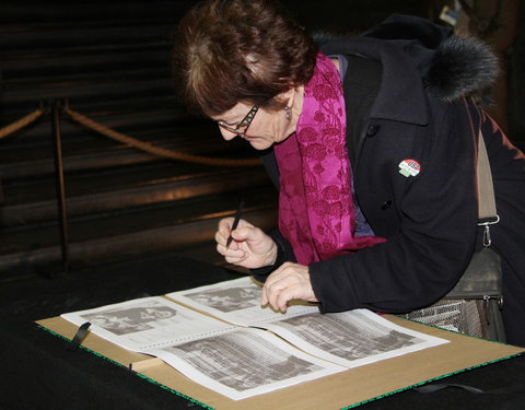 Plechtige ondertekening van 'The Ghent Charter in Defense of Iraqi Academia', openingsplechtigheid van het 'International semina