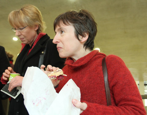 Ecomarkt in het kader van de energiecampagne 2011, met o.a. voorstelling van UGent onderzoek naar ecologie en duurzaamheid-8550